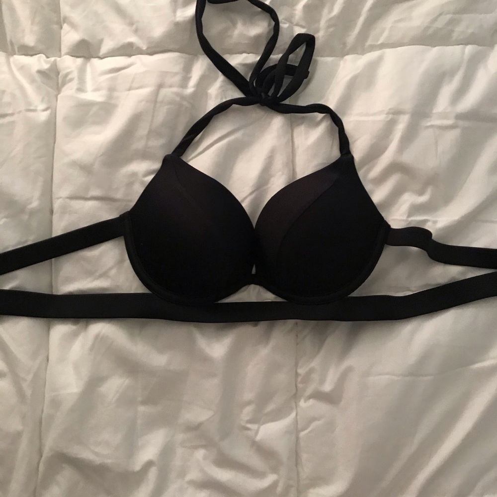 Victoria’s Secret Bikini Top Size 34B